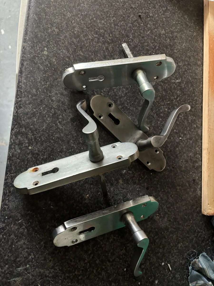 Door locks hinges etc - Image 1