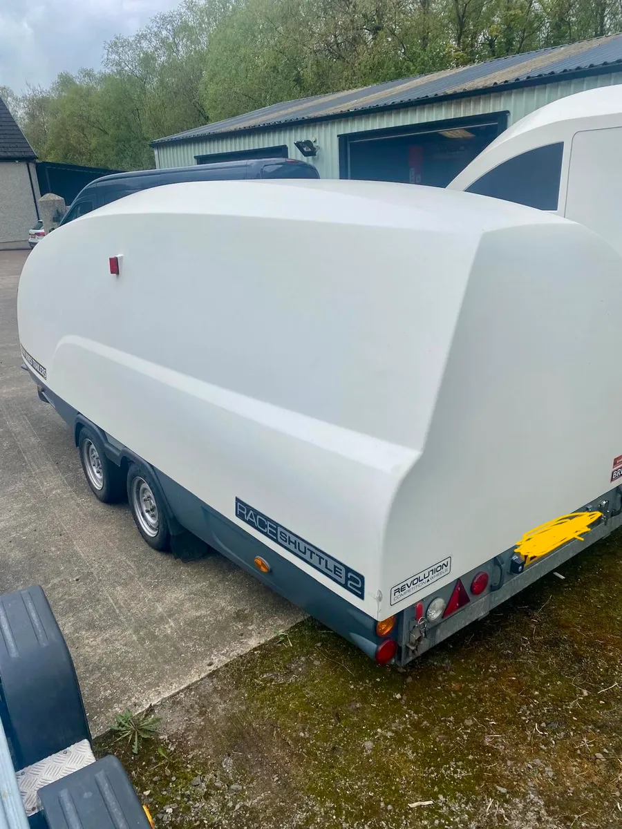 2017 Brian James RS2 Race shuttle - Image 1