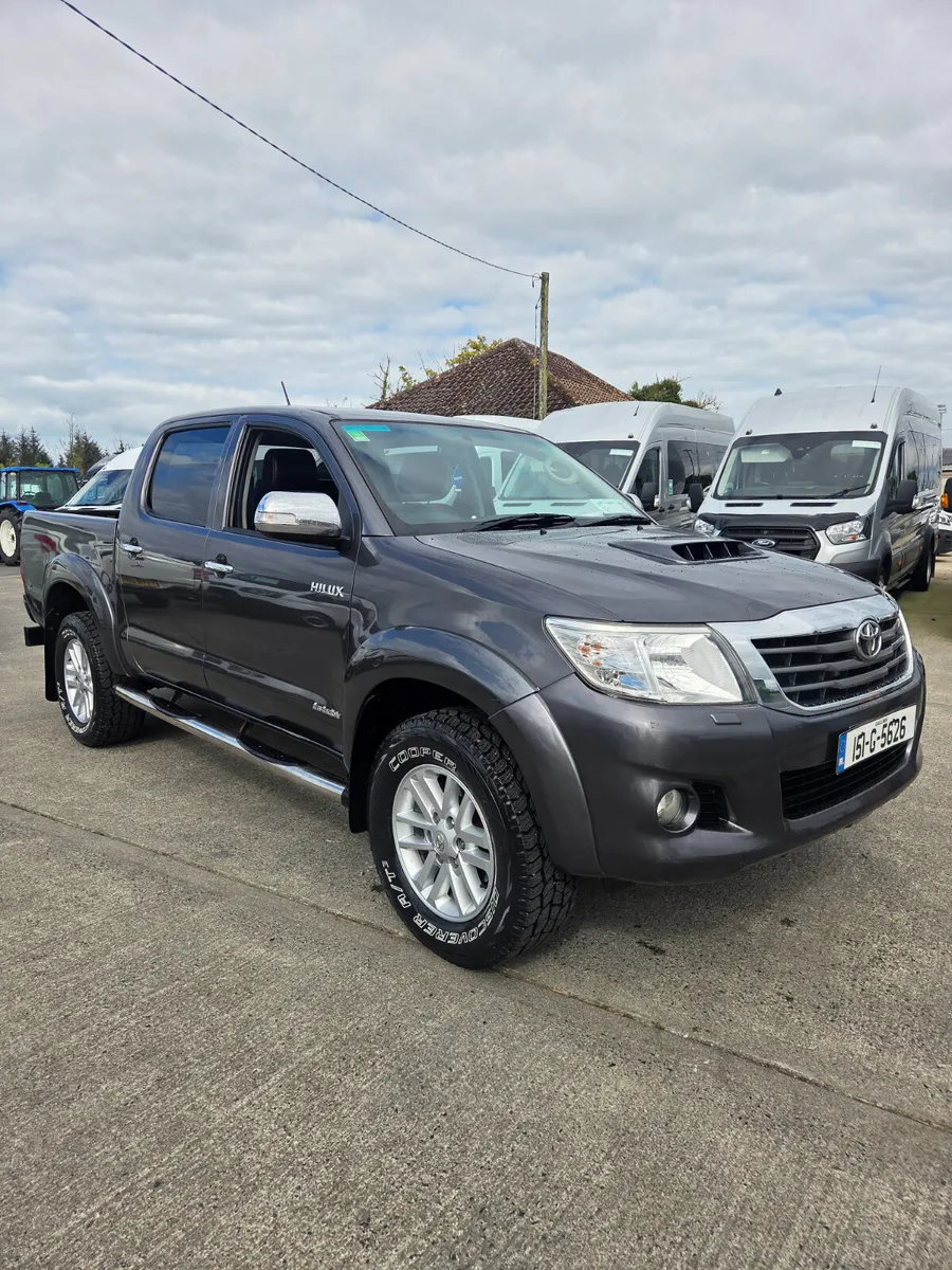 Toyota Hilux invincible 2015 - Image 2