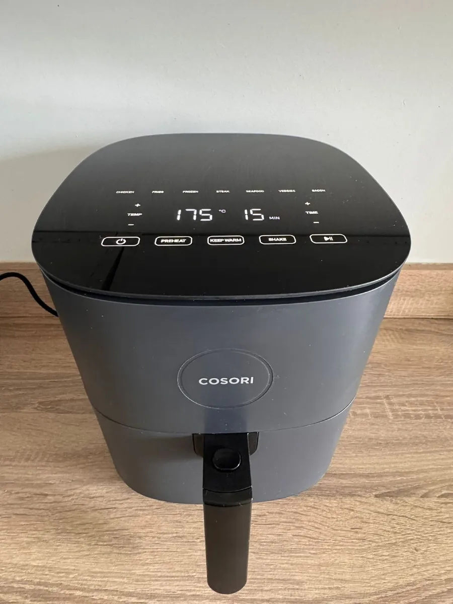 Air Fryer COSORI 4.7L - Image 1