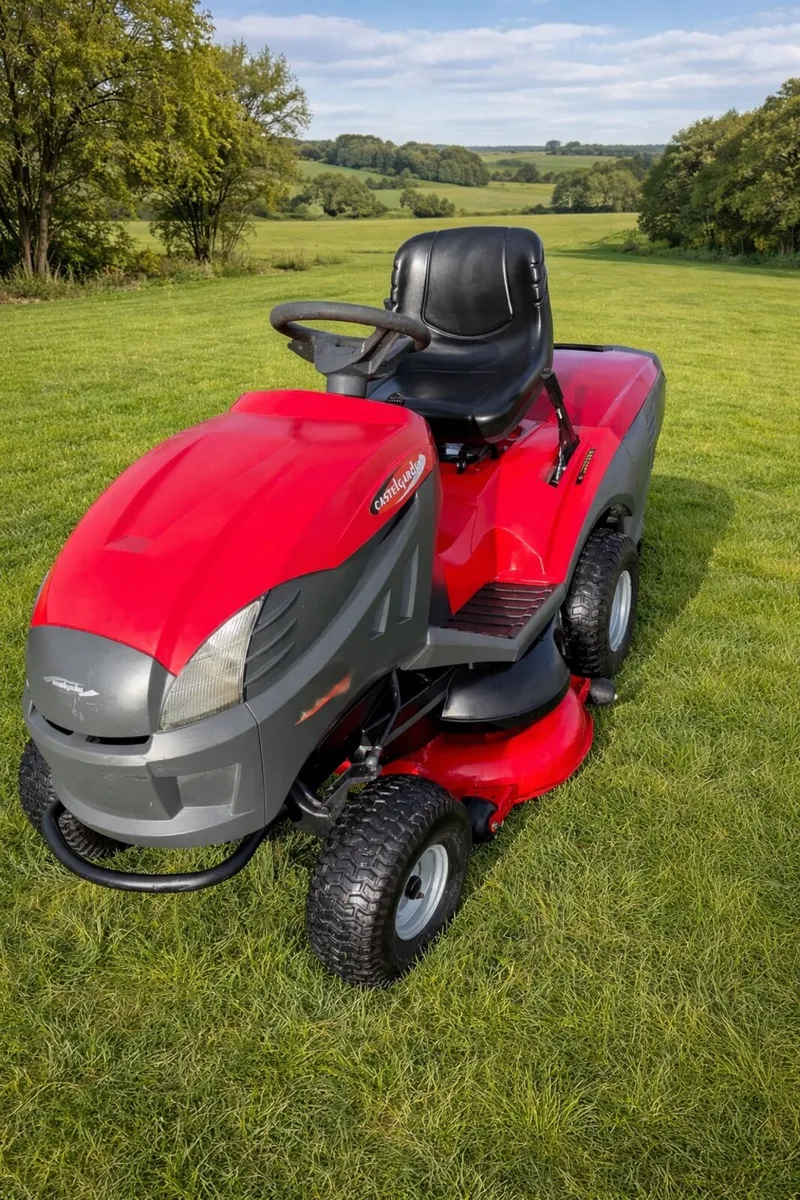 One owner Ride on mower Castlegarden - Image 4