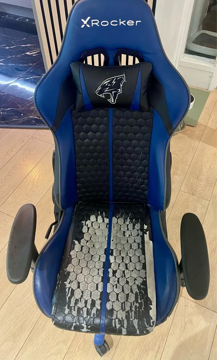 Gaming chair