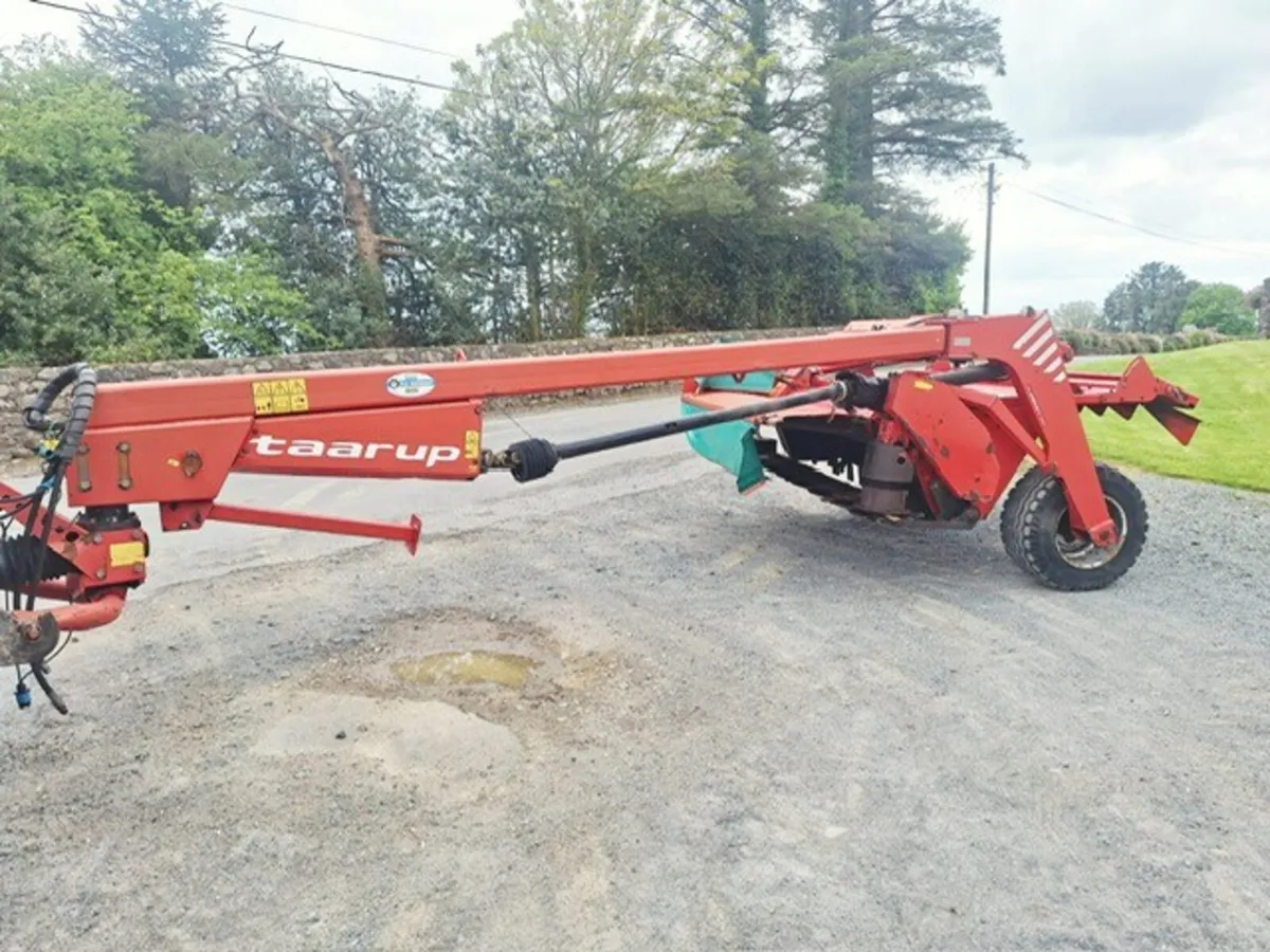 Taarup 4232 LT Trailed Mower - Image 3