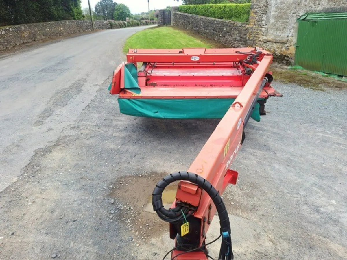 Taarup 4232 LT Trailed Mower - Image 2
