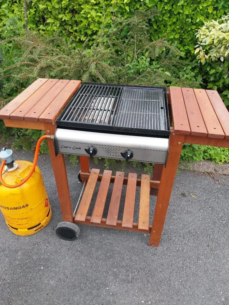 Capt'n Cook Bar B Que - Image 1