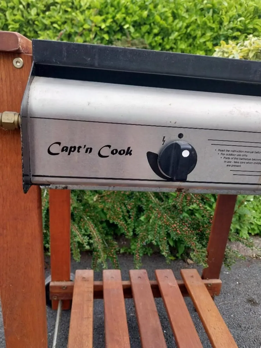 Capt'n Cook Bar B Que - Image 2