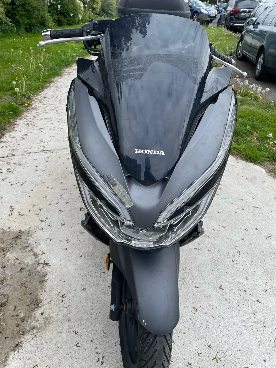 2019 Honda PCX125 - Image 3