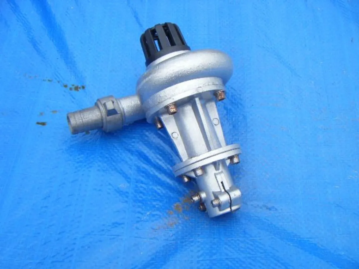 strimmer water pump - Image 2