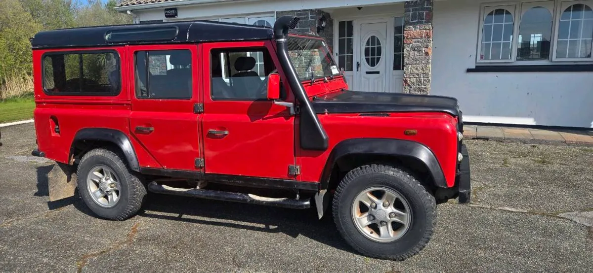1995 Land Rover defender - Image 1