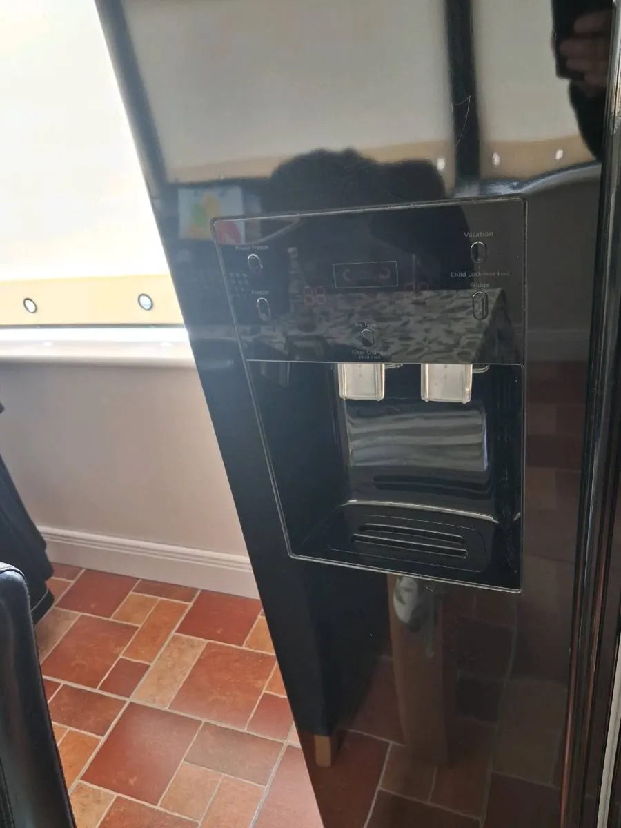 Fridge - Image 3