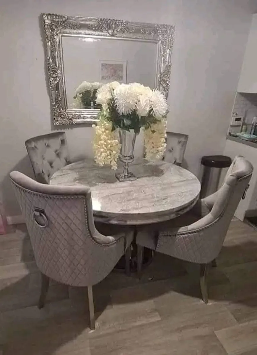 Round Kitchen Dining Table With 6 Chairs - Image 2
