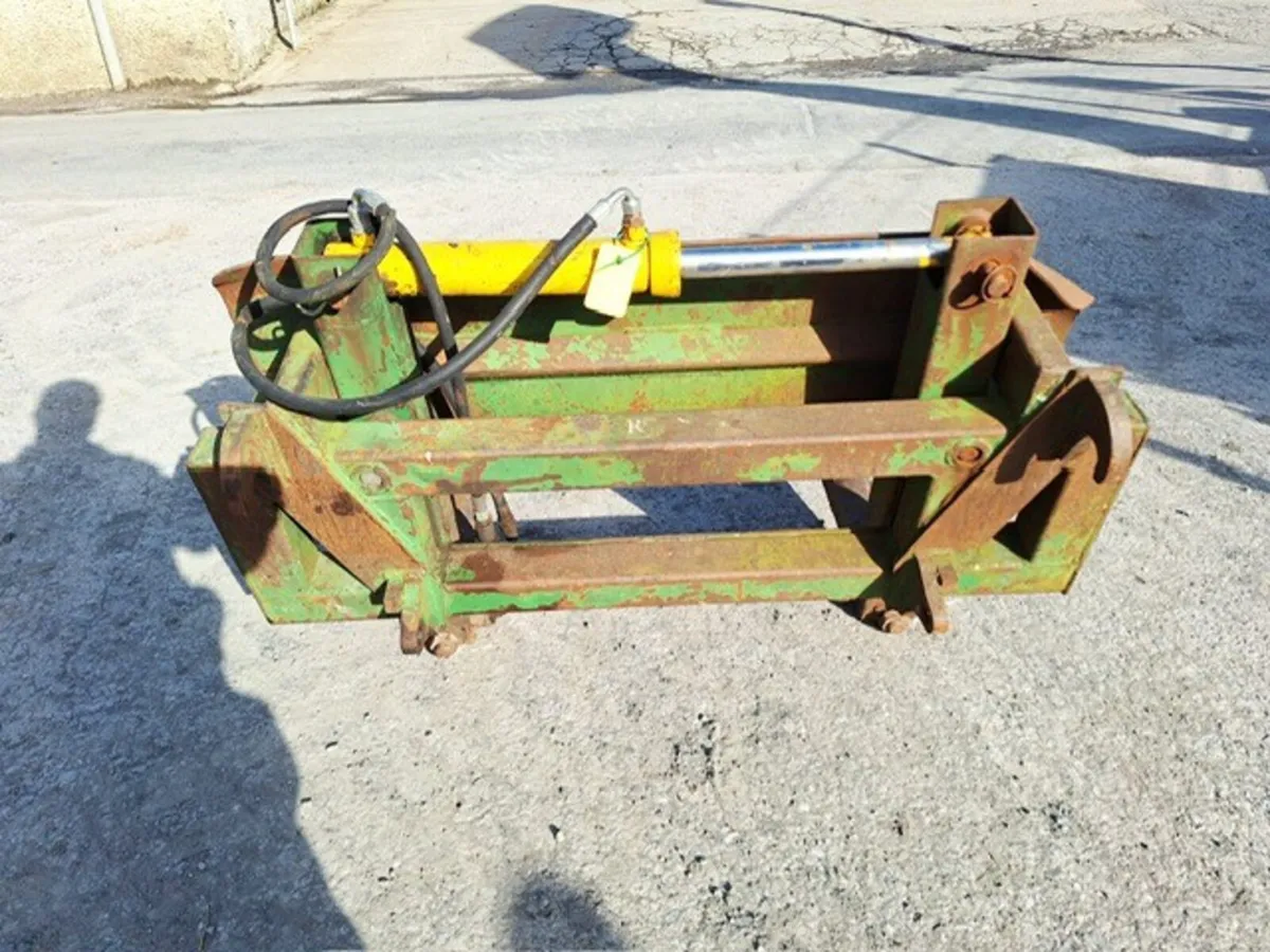 Rossmore Bale Handler (25425) - Image 4