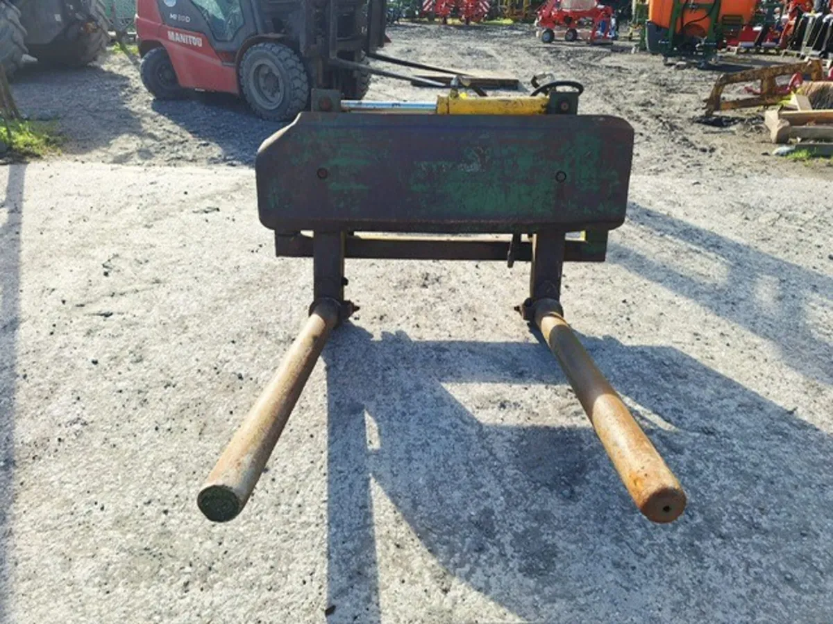 Rossmore Bale Handler (25425) - Image 1