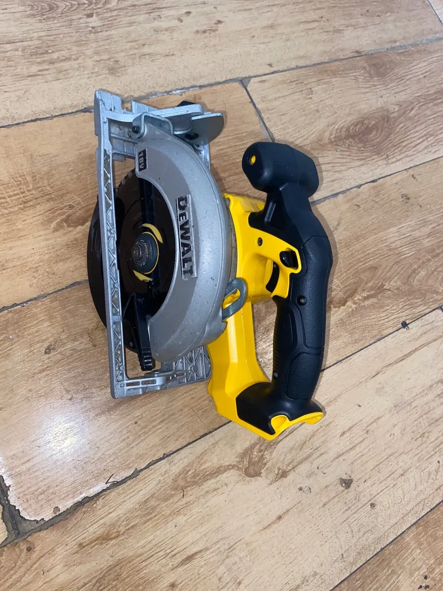 Dewalt 18V circular saw - Image 4