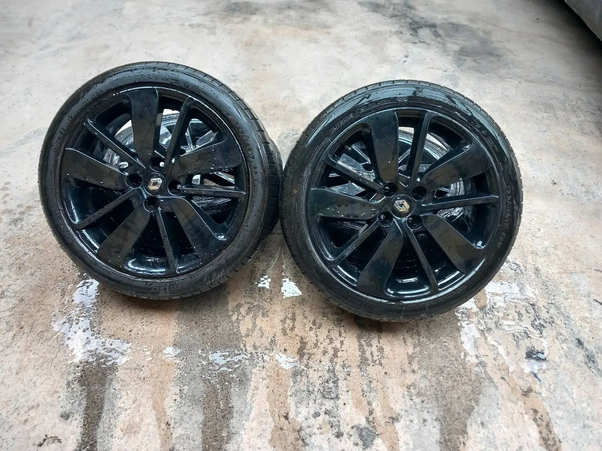 Genuine 4x100 Clio 17inch Alloy Wheels - Image 1