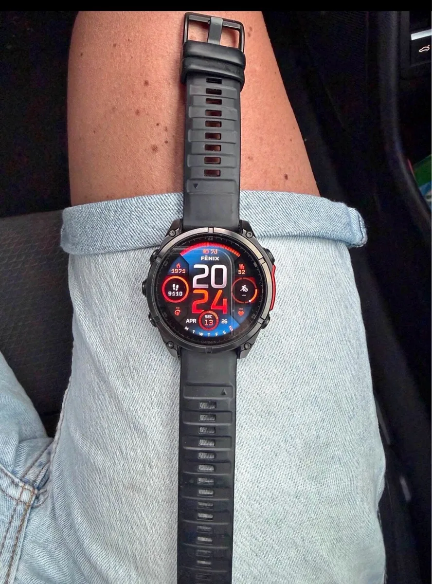 Garmin Fenix 8 - Image 1