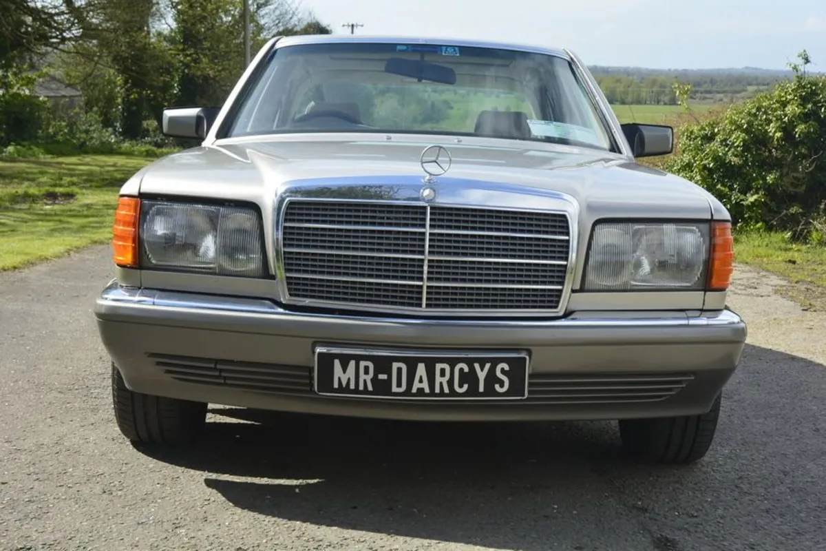 Mercedes 300SE - Image 3