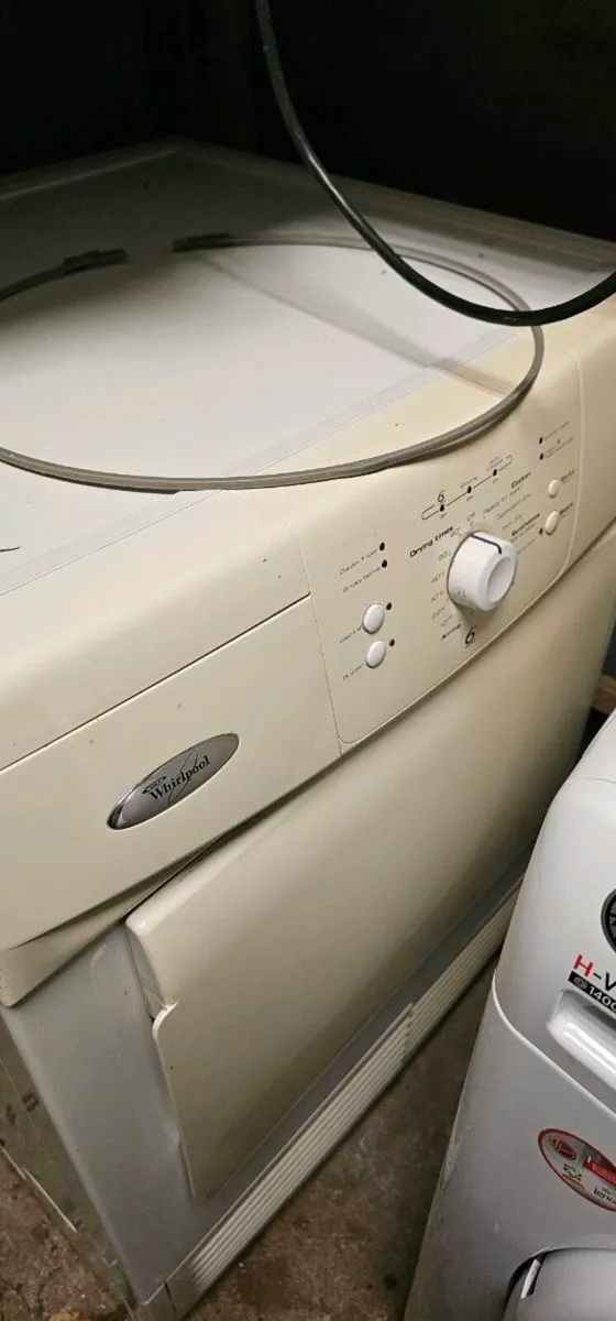 Condensing tumble dryer