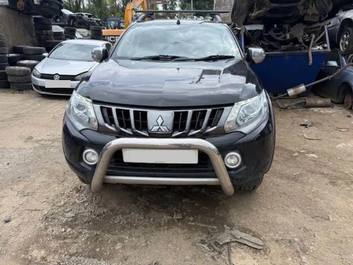 2017 MITSUBISHI L200 2.5L-D - Image 2