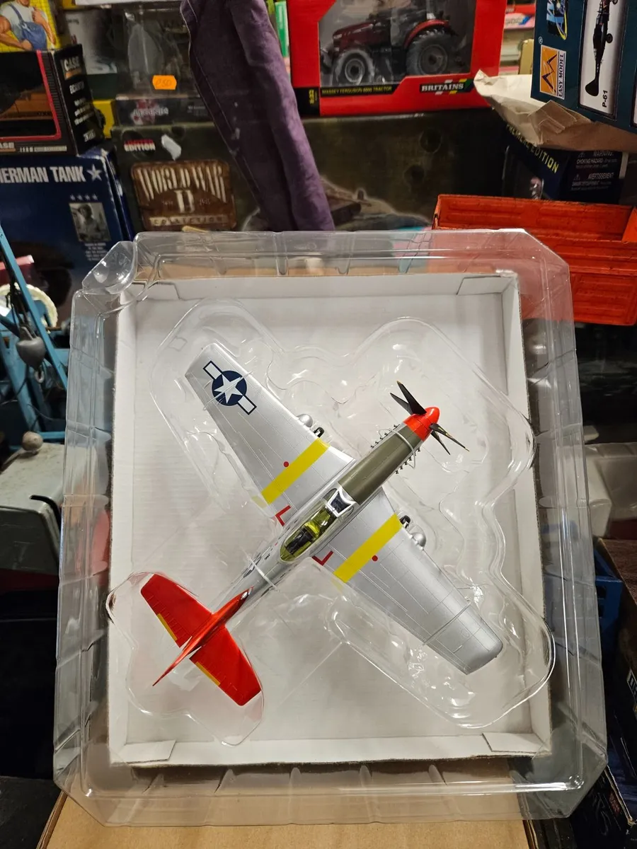 Corgi Easy Model American WW2 P51 Mustang 1 48 - Image 3
