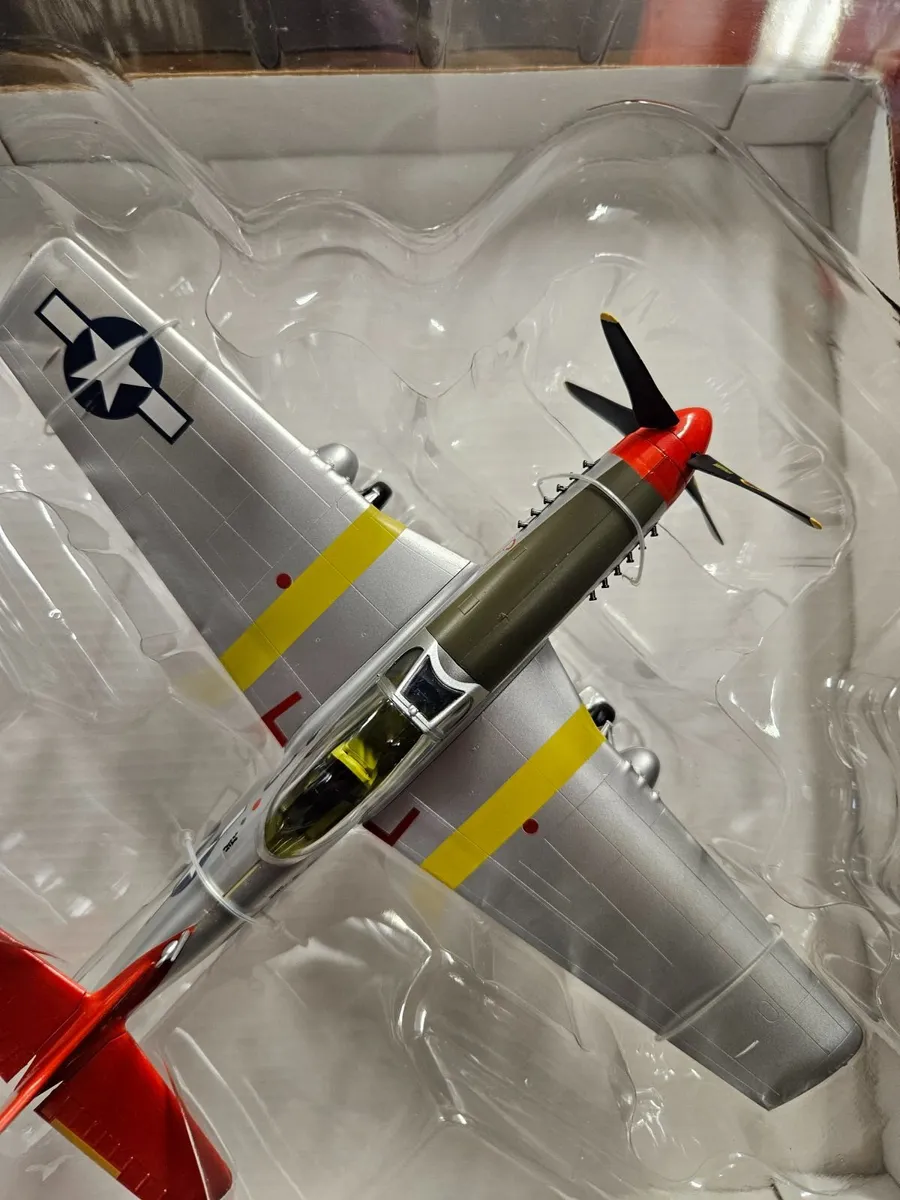 Corgi Easy Model American WW2 P51 Mustang 1 48 - Image 2