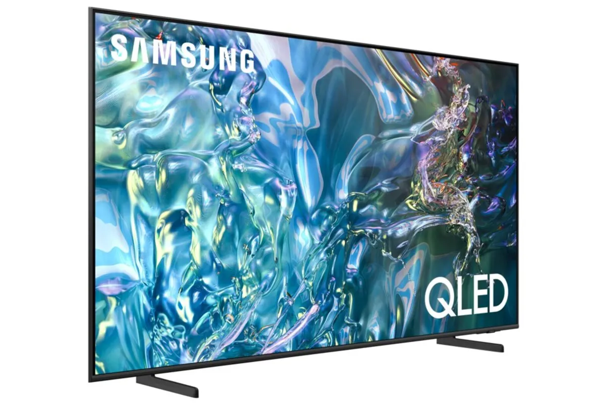 50" Samsung QLED Smart 4k LED TV, like new - Image 2