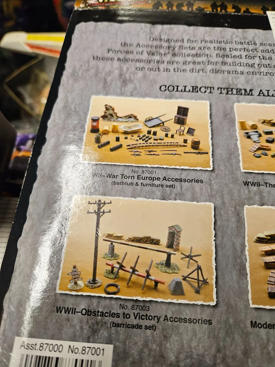 Corgi Forces of Valor German WW2 Accessories - Image 3