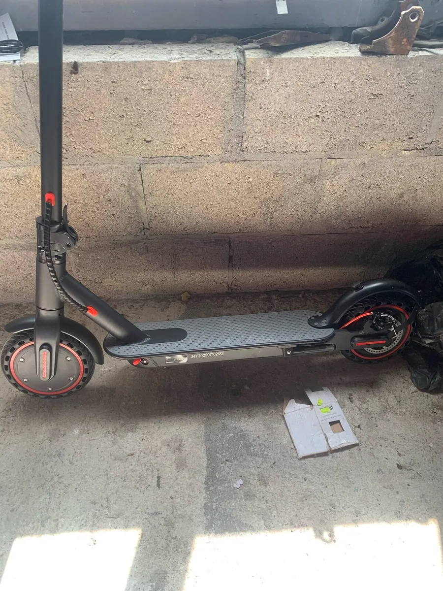 Electric scooter - Image 3