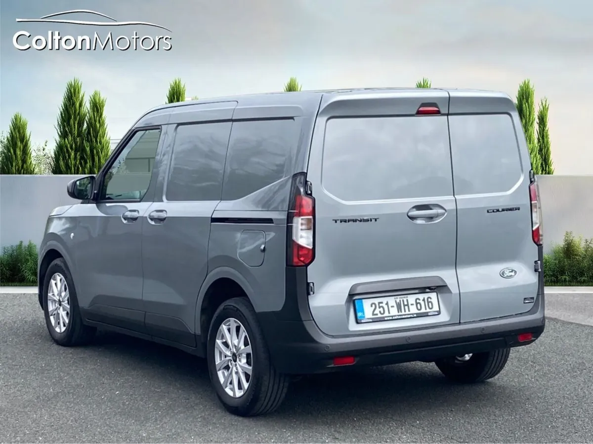 Ford Transit Courier Limited 1.5TDCi - Image 3