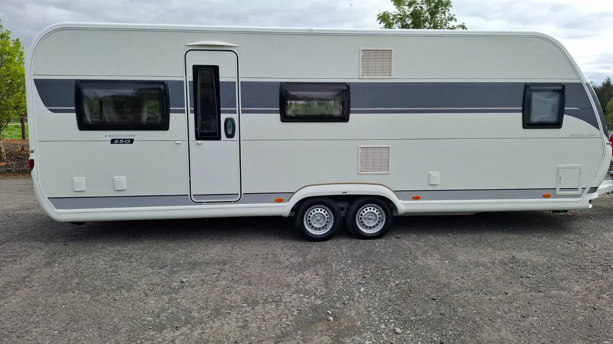 Hobby 650 Excellent Caravan - Image 4