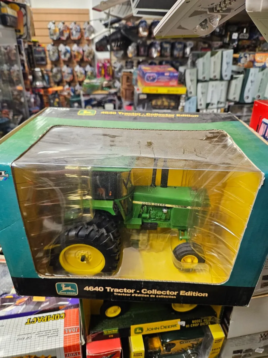Britain's ERTL John Deere 4640 Tractor 1.16 - Image 1