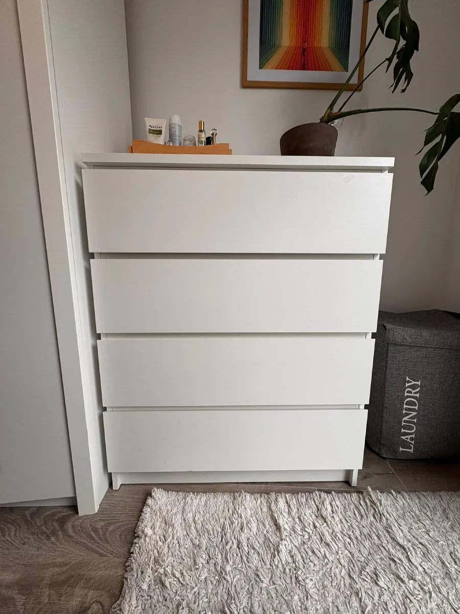 White Dresser Chest of Drawers
