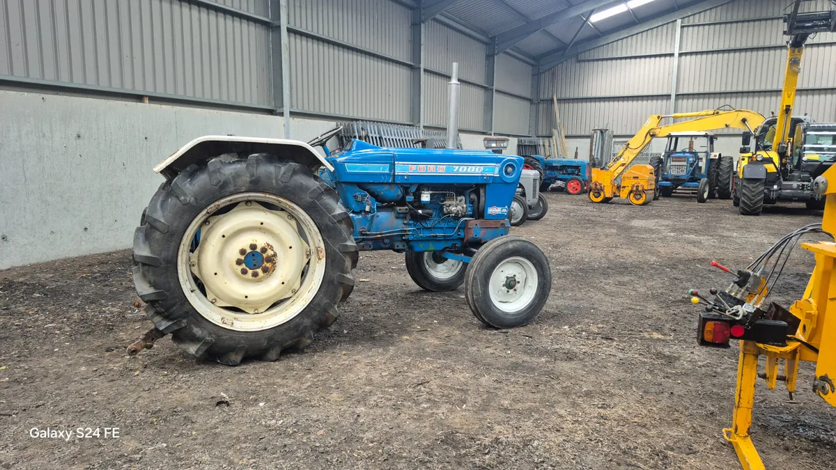 FORD 7000 2WD - Image 4