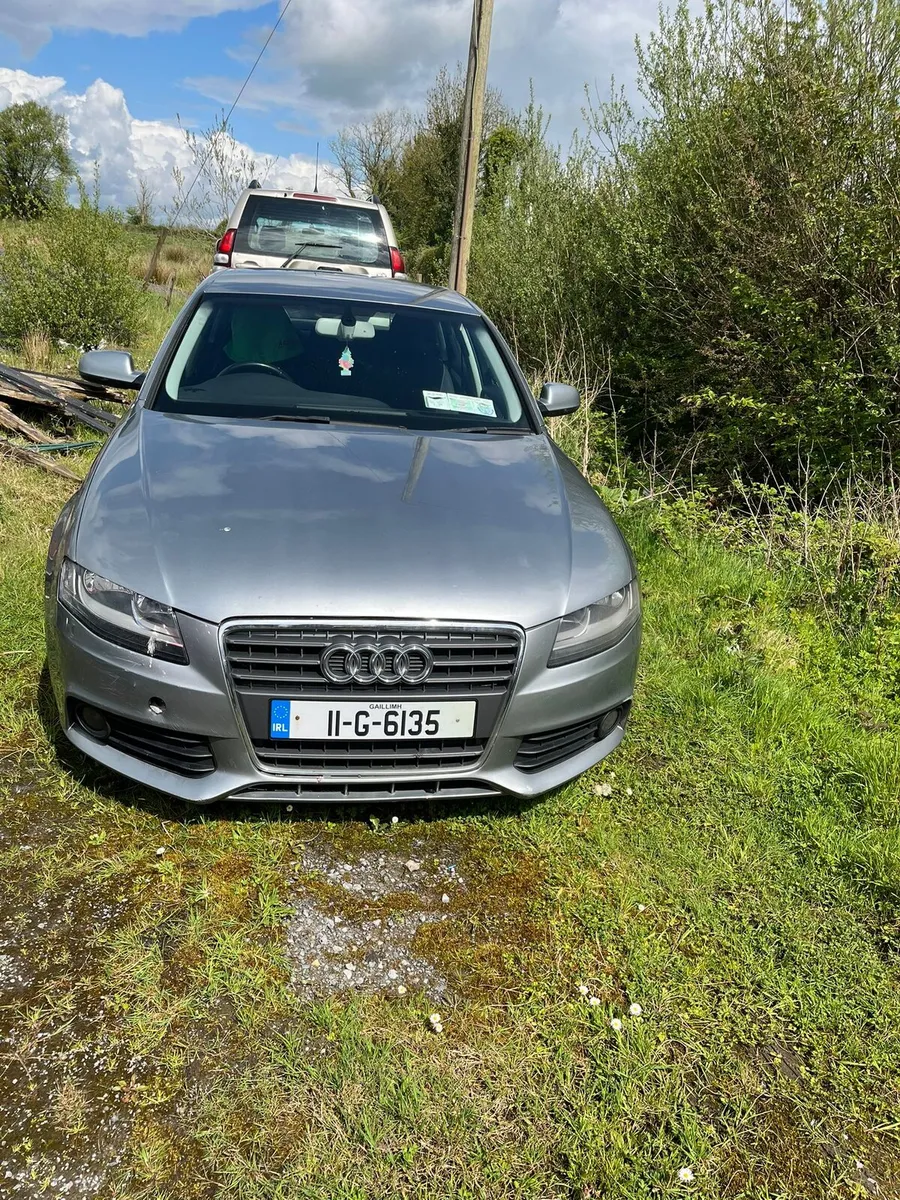 Audi A4 2011 for breaking - Image 1