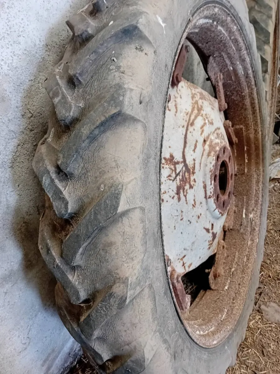 Row crop wheels - Image 1