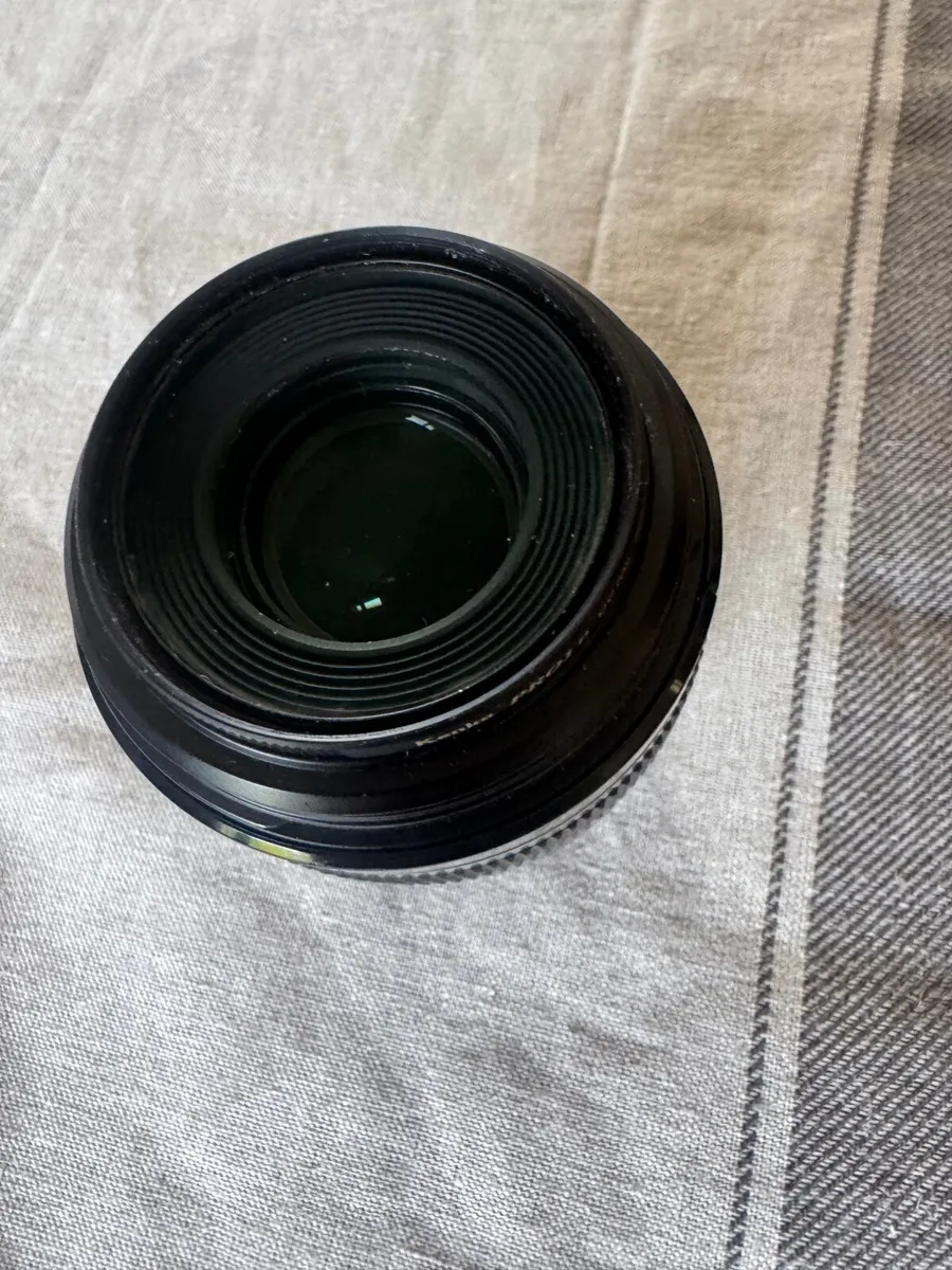 Canon Efs 60mm Macro lens - Image 4