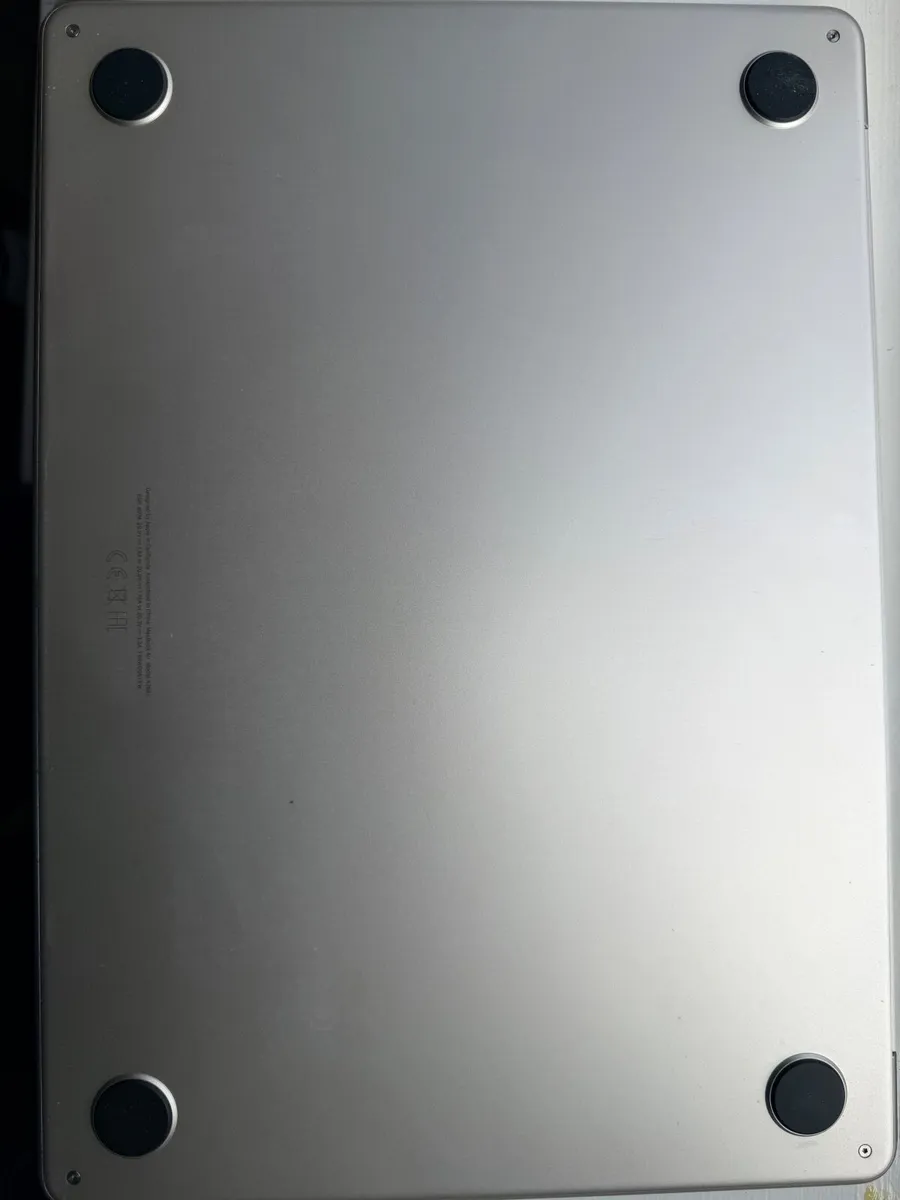 MacBook Air 13" M2 (2022) — 8GB / 256GB  Starlight - Image 4
