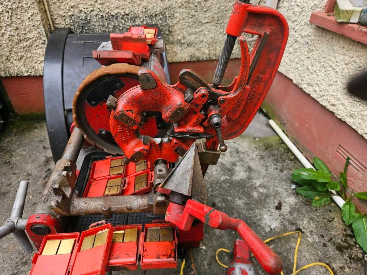 Threading machine - Image 2