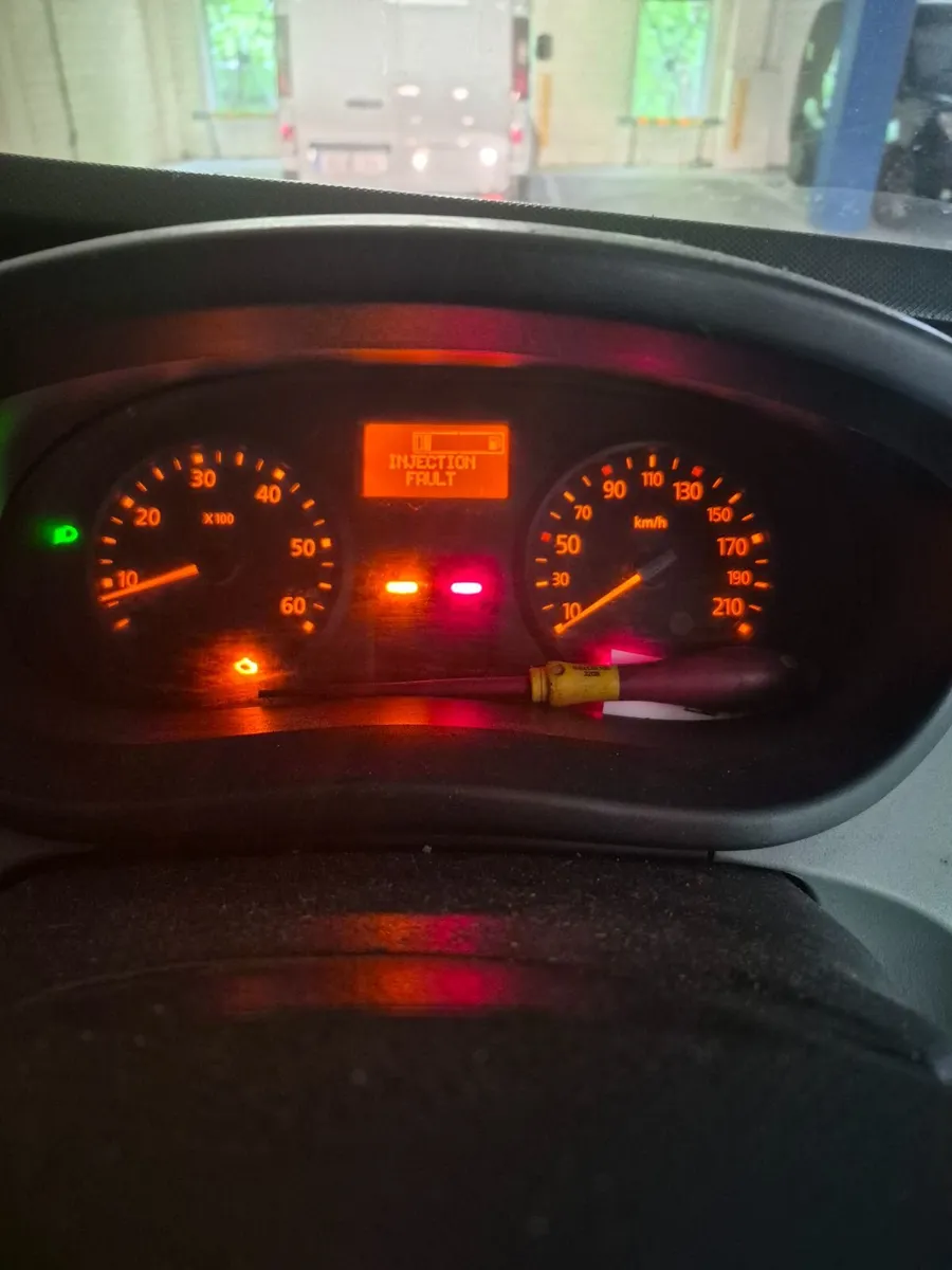Nissan Primastar 2012 - Image 4