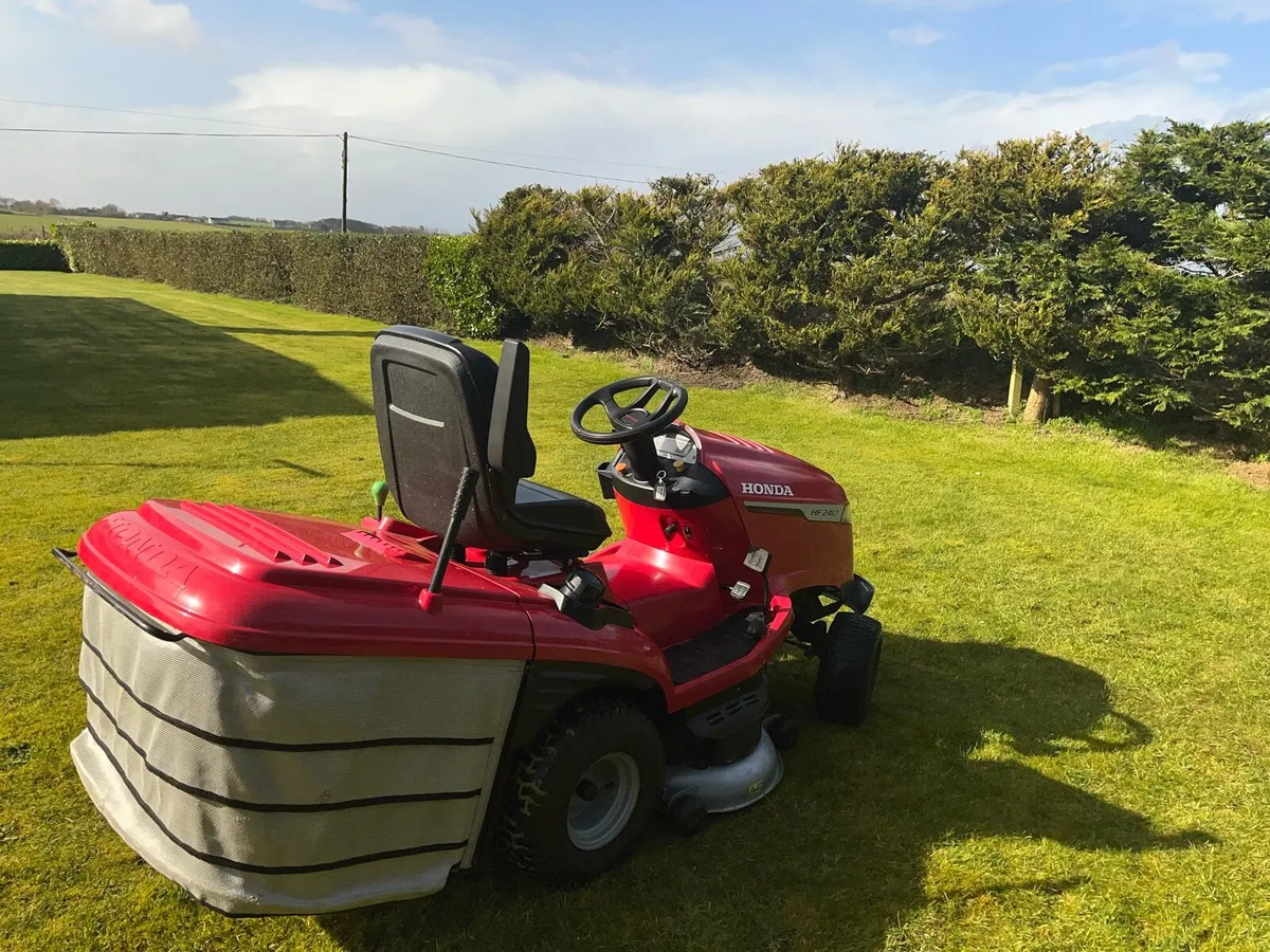 Honda 2417 Mower - Image 2