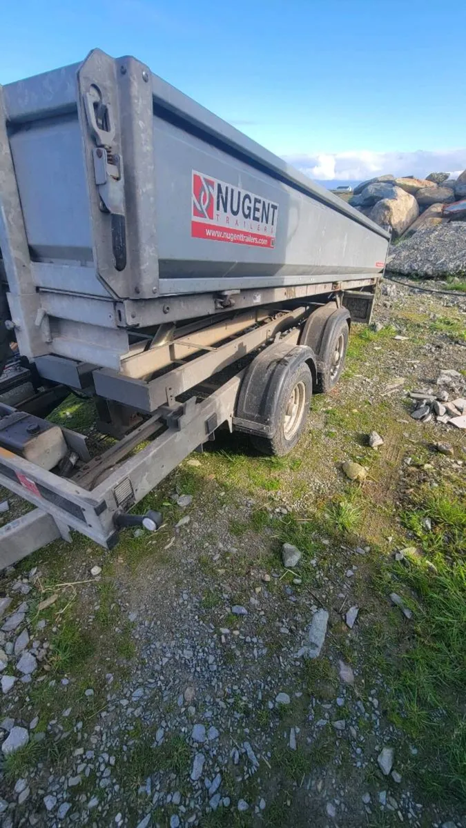Tipper - Image 4