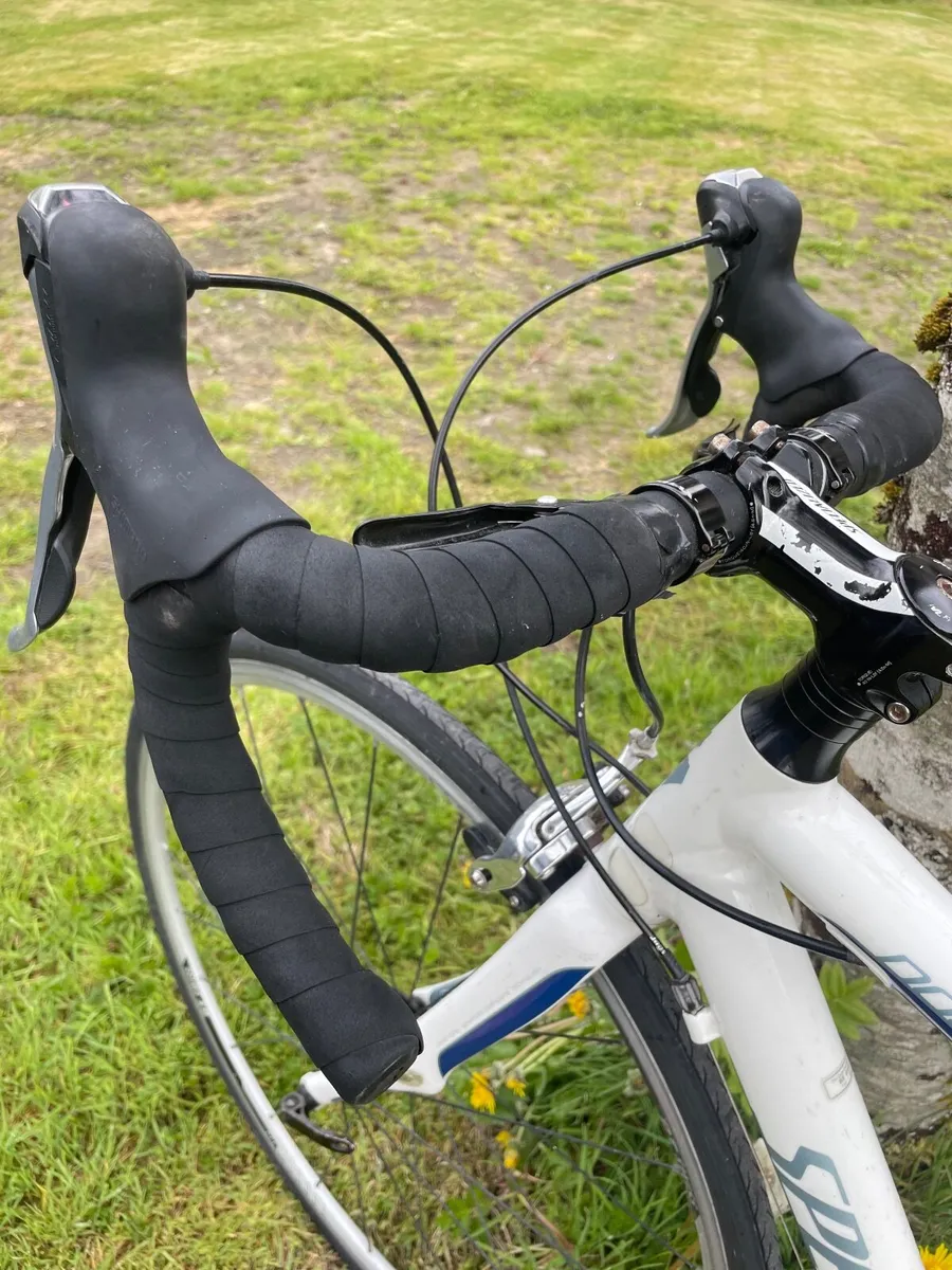 Bicycle Specialised Brand - Image 3