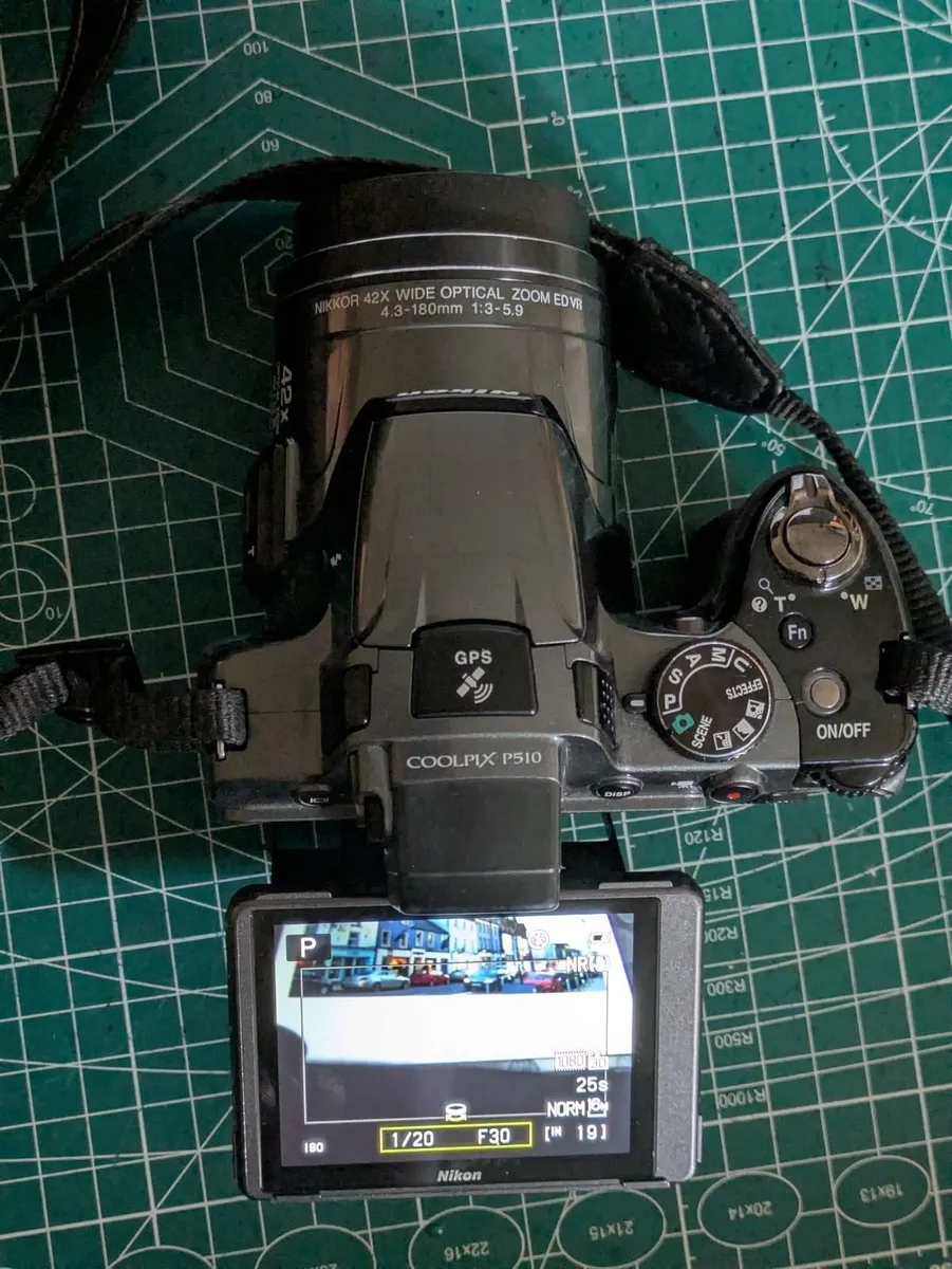 Nikon P510 16MP digital superzoom camera 42x - Image 3