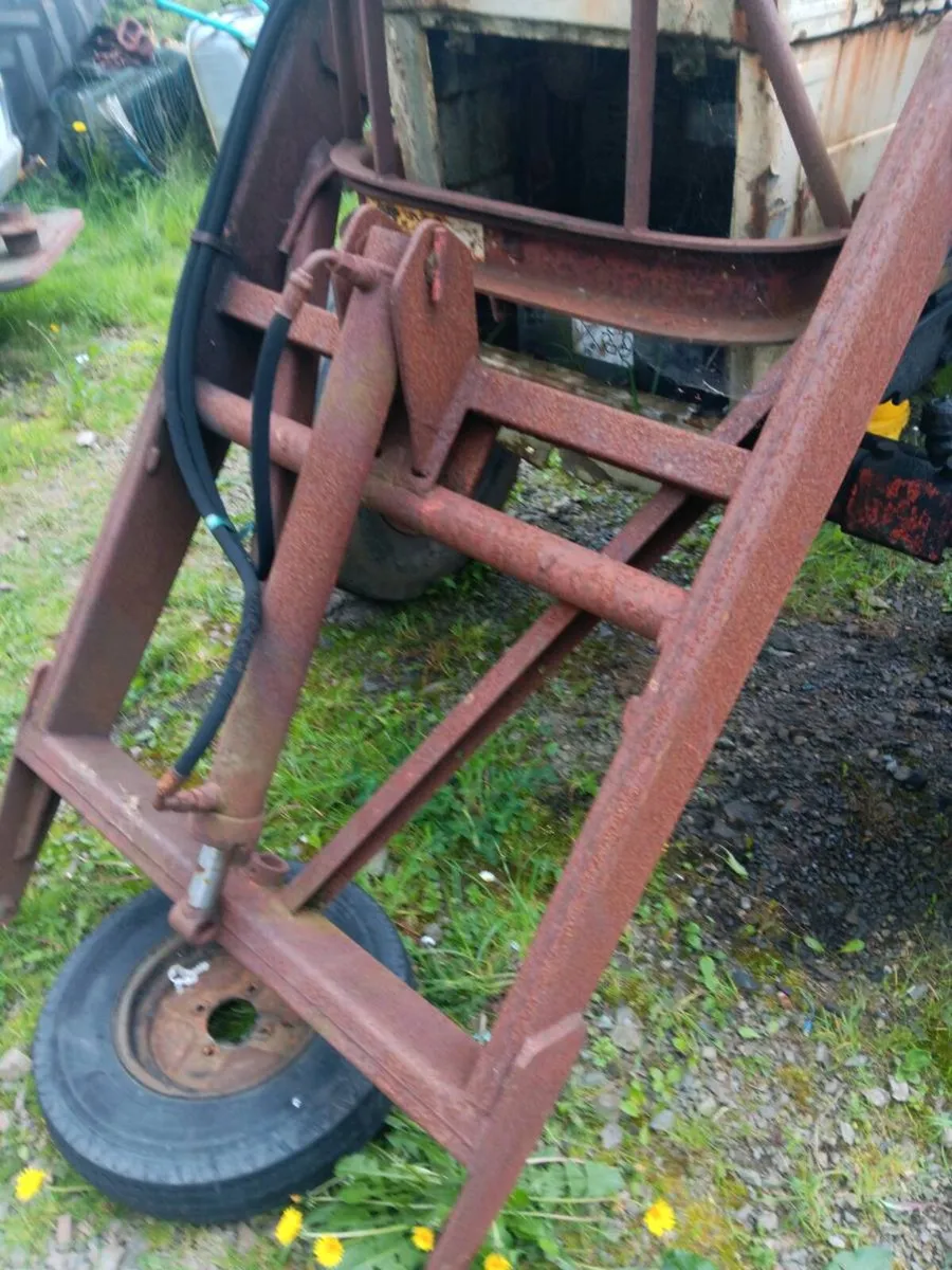 Quicke loader - Image 2