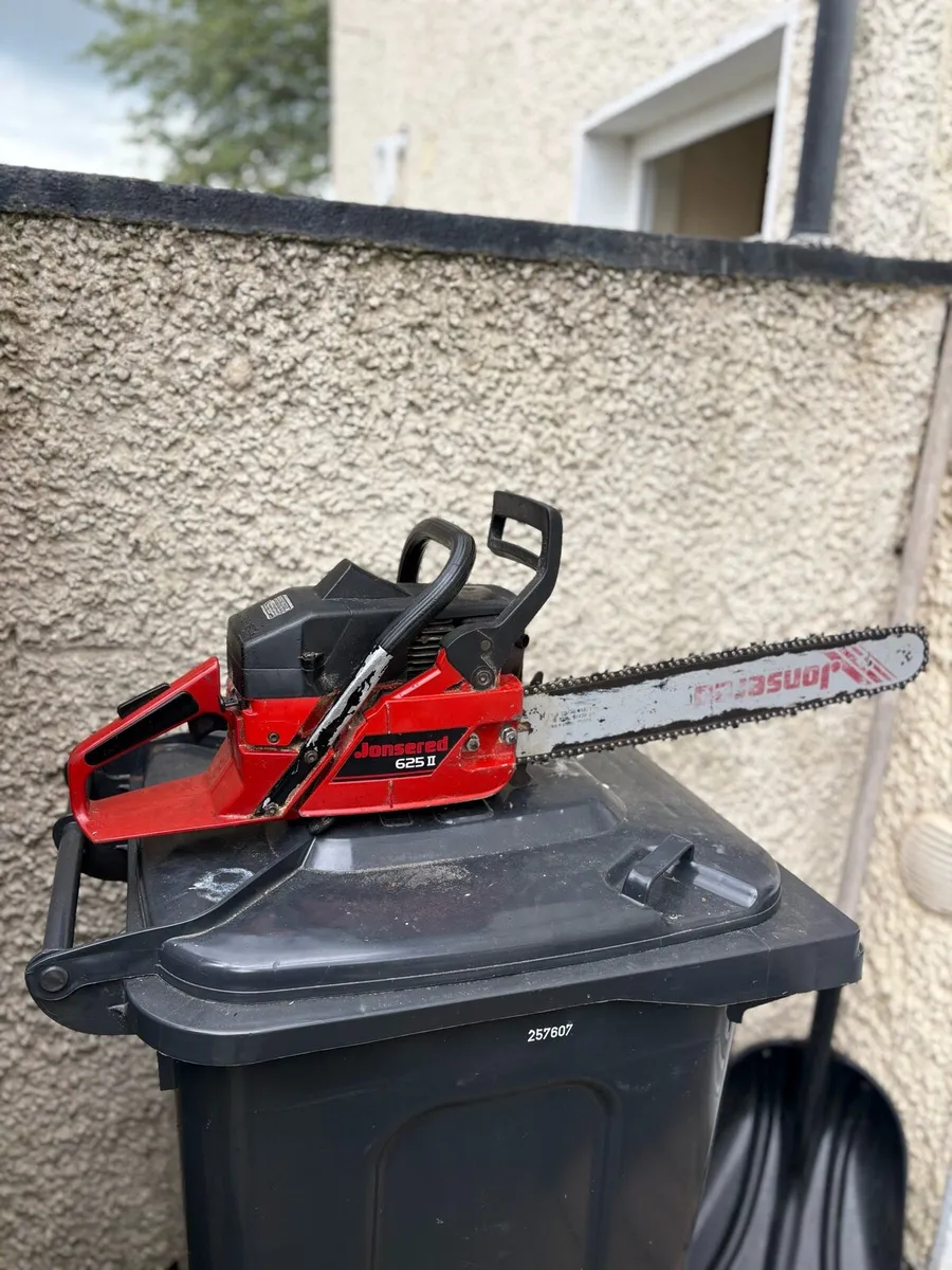 Jonsered 625 chainsaw - Image 1