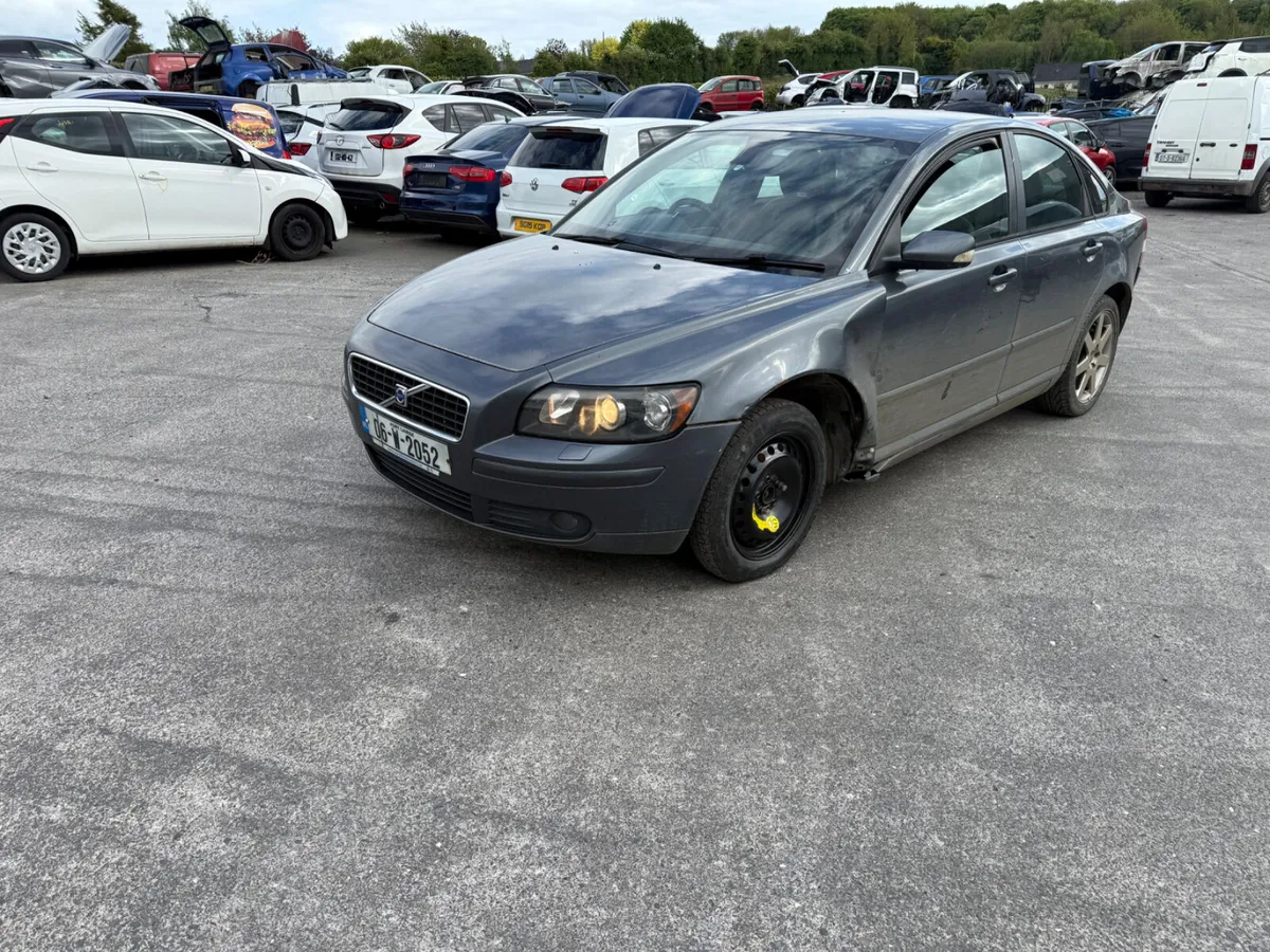 2006 Volvo S40 1.6 SE - Image 2