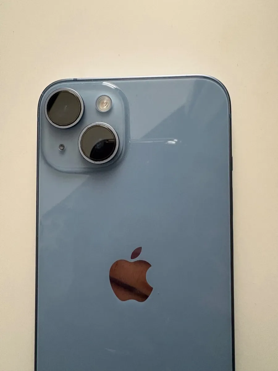 iPhone 14 - Image 1