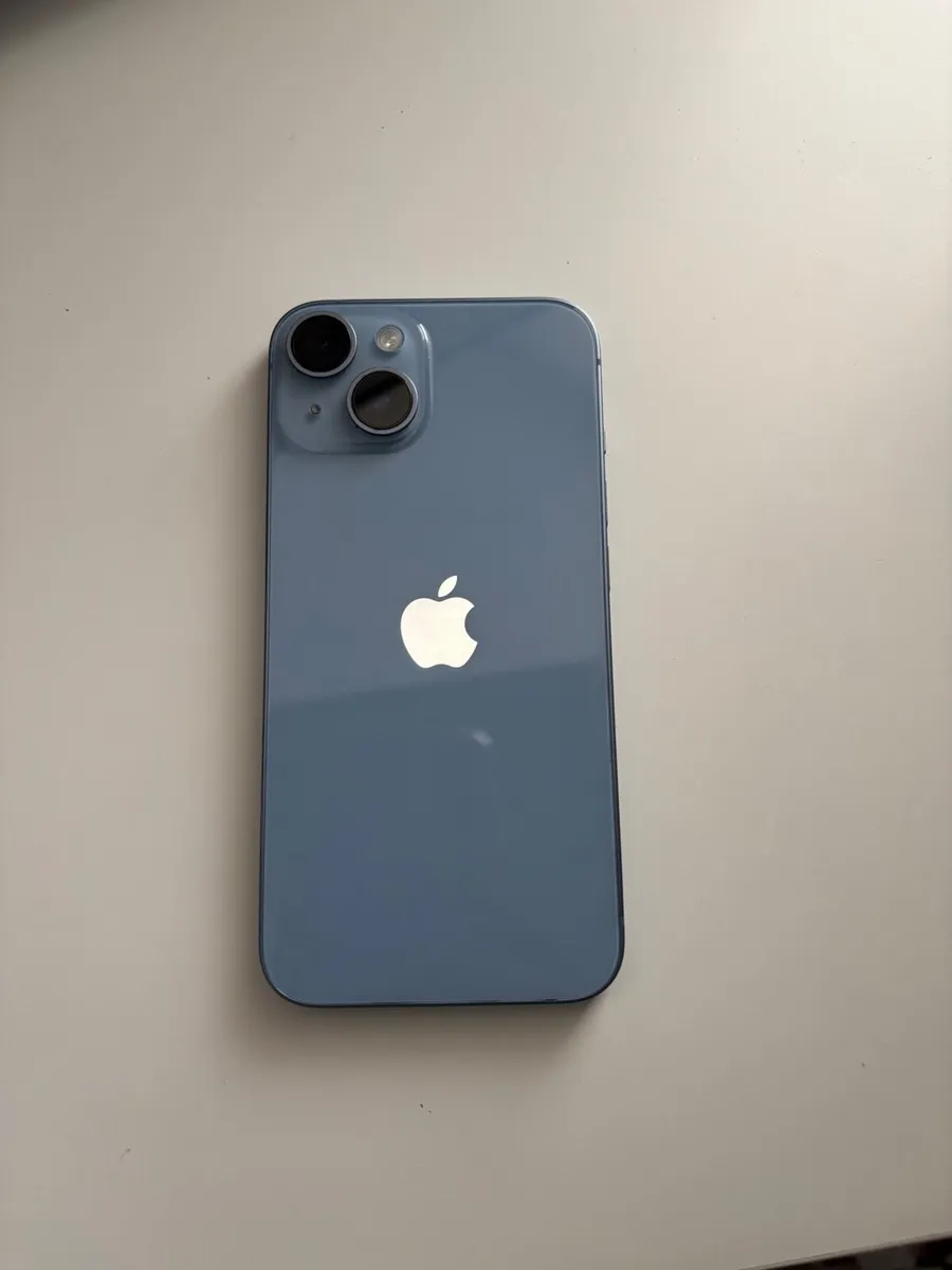 iPhone 14 - Image 3