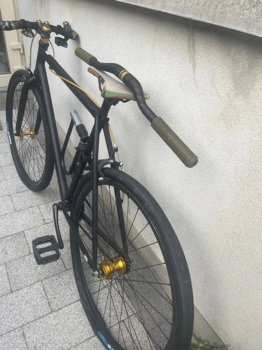 Bike - Image 3