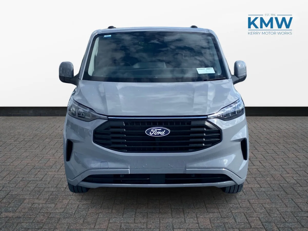 Ford Transit Custom REGULAR CARGO Limited/Titanium - Image 3